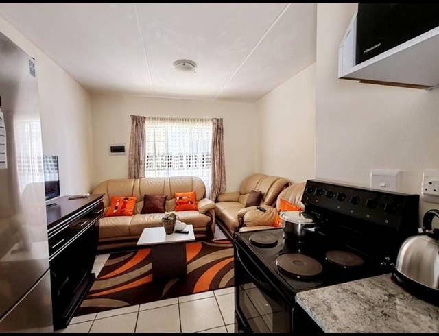 2 BEDROOM APARTMENT FOR SALE IN FLEURHOF